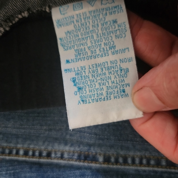 Announcements Maternity Dark Wash Blue Capri Jeans Size Small 4/6 Elastic Panel - Picture 8 of 8